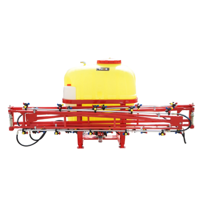 Erbicidator cu bazin 600L si brat 12m, cu 25 diuze triple