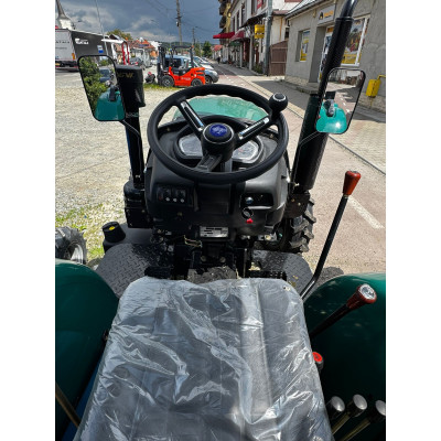Tractor 80CP cu semicabina, motor YTO cu turbo, roti 8.3-20/12.4-28 K