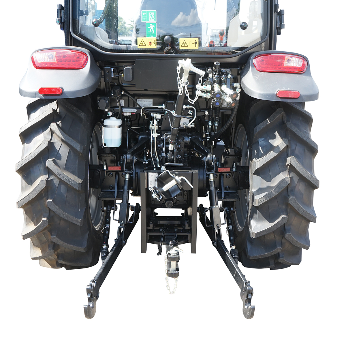 Tractor 50HP 4x4 cu cabina inmatriculabil, aer conditionat, motor Hyundai turbo diesel DM02 LOVOL M504 PRO