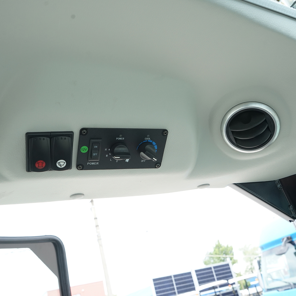 Tractor cu cabina 50HP, 4x4 inmatriculabil AGRI TRACKING 504