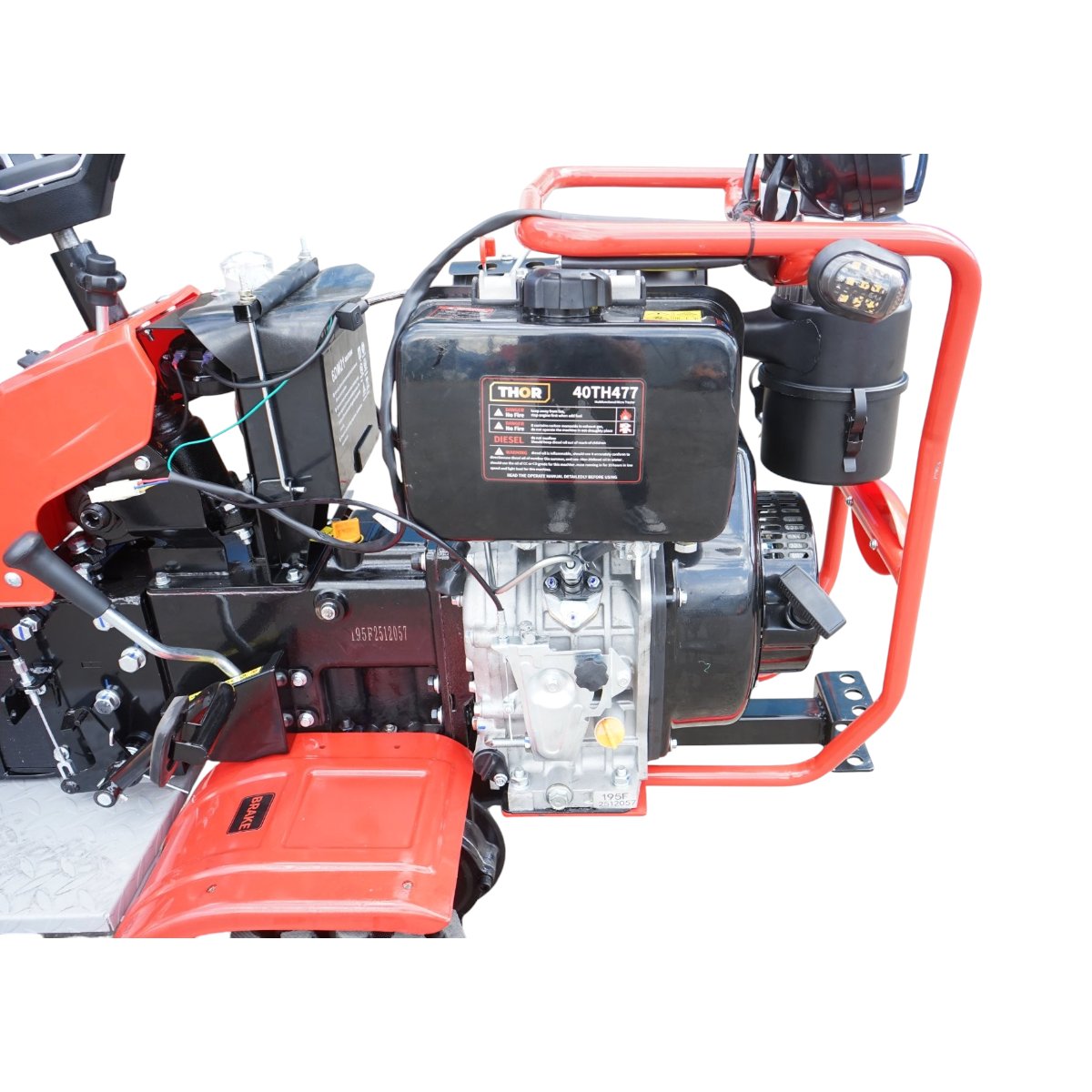 Mini tractor 4x4 diesel 17CP, 531cc, 3+1 viteze, 2 cutii de viteze, pornire electrica/manuala, latime lucru 1050mm cu freza, rarita, roti metalice, picior sprijin