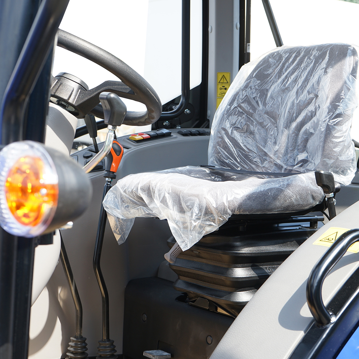 Tractor 50HP 4x4 cu cabina inmatriculabil, aer conditionat, motor Hyundai turbo diesel DM02 LOVOL M504 PRO