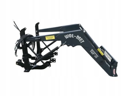 Încărcător frontal pentru tractor